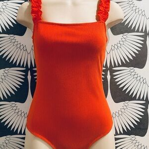 Vibrant Red Hue Ribbed Bodysuit with Ruffled Straps Size Small